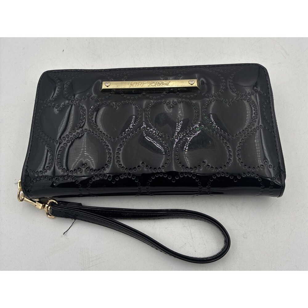 Betsey Johnson Black Faux Patent Heart Embossed Detailing Zip Around Wallet.